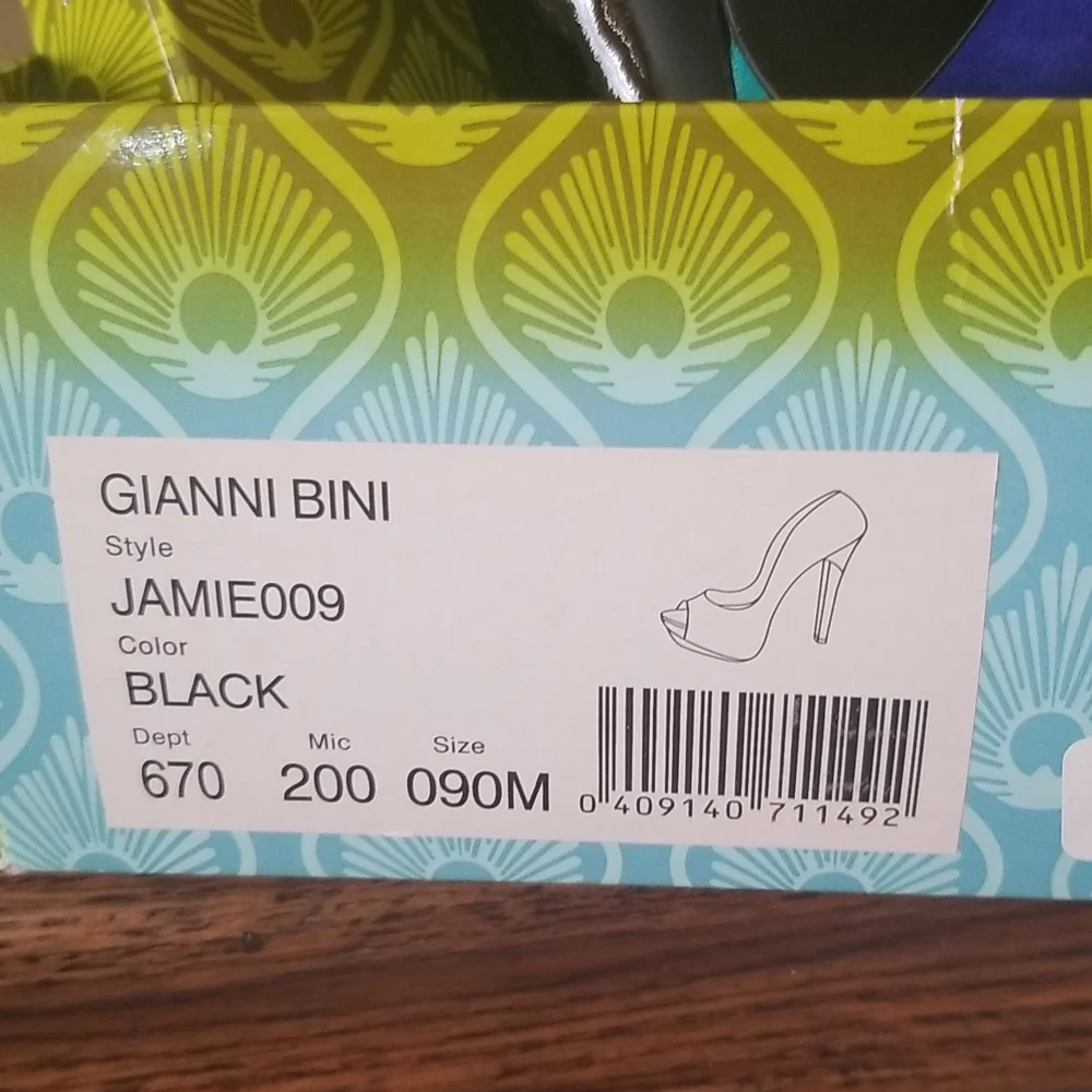 Gianni Bini Jamie009 Colorblock Platform Stiletto - Picture 6 of 9